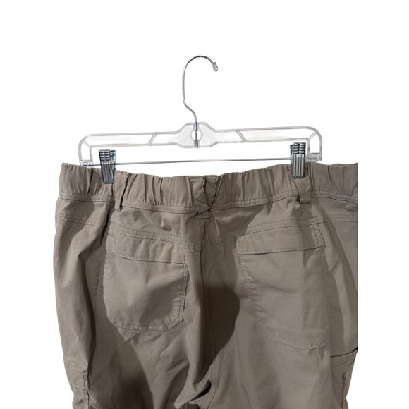 Duluth Trading Womens Cargo Pants 20W x 31 Relaxed Fit Nylon/Spandex Beige Durab - Picture 6 of 6